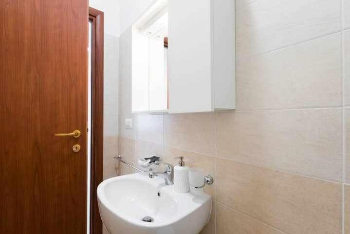 Ferienwohnung Mediterranean House Nettuno Exterior foto